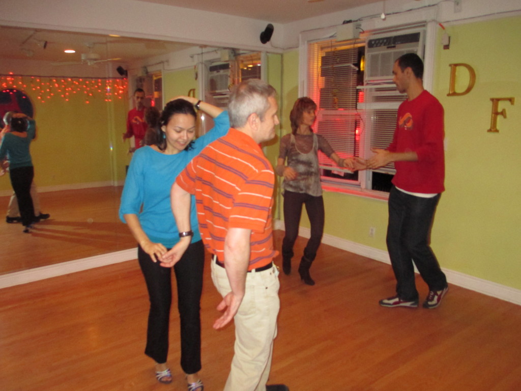 Salsa Lessons Dance Fever Studios Brooklyn Ny Dance Studio