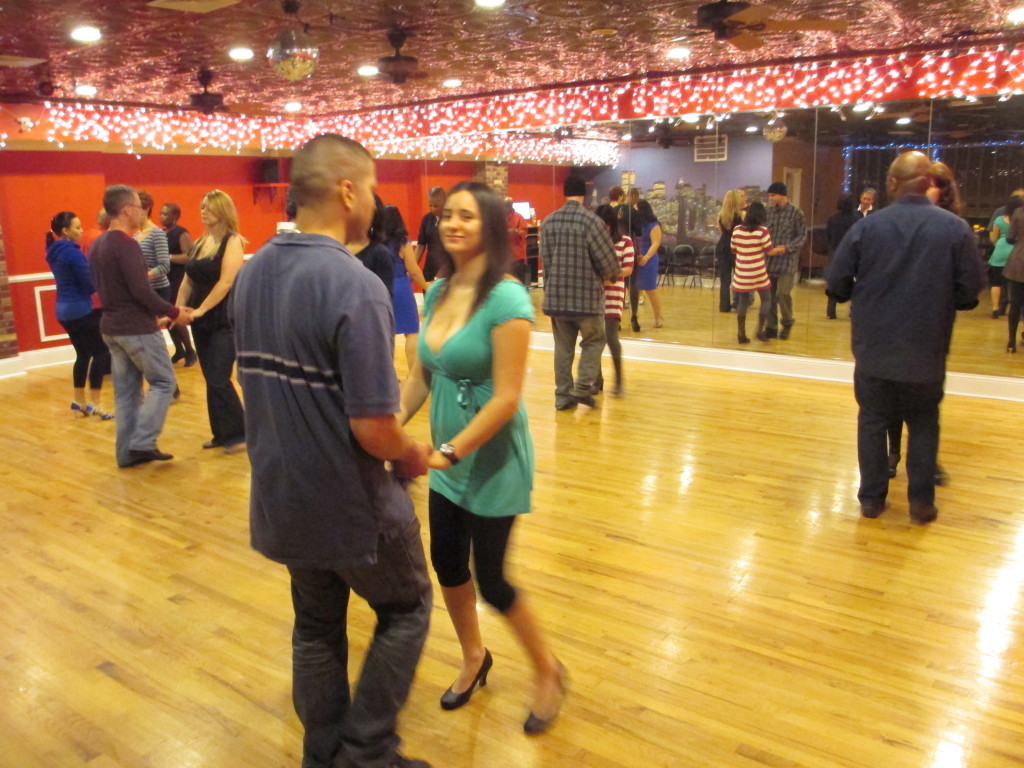 Salsa dance schools in Brooklyn. Dance Fever Studios Brooklyn NY